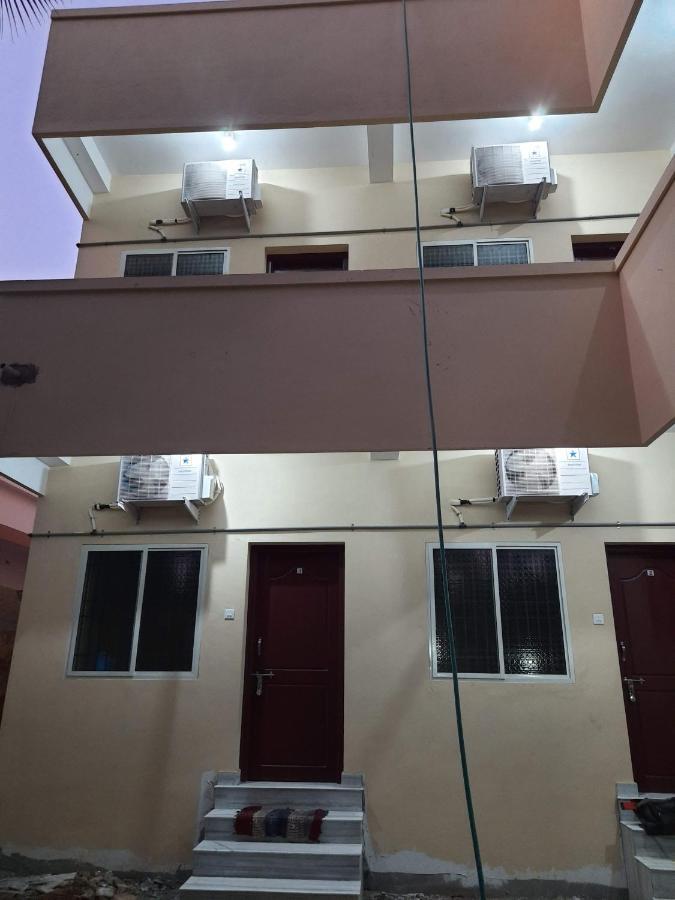 Raghavi Tourist Home Kanyakumari Exteriör bild